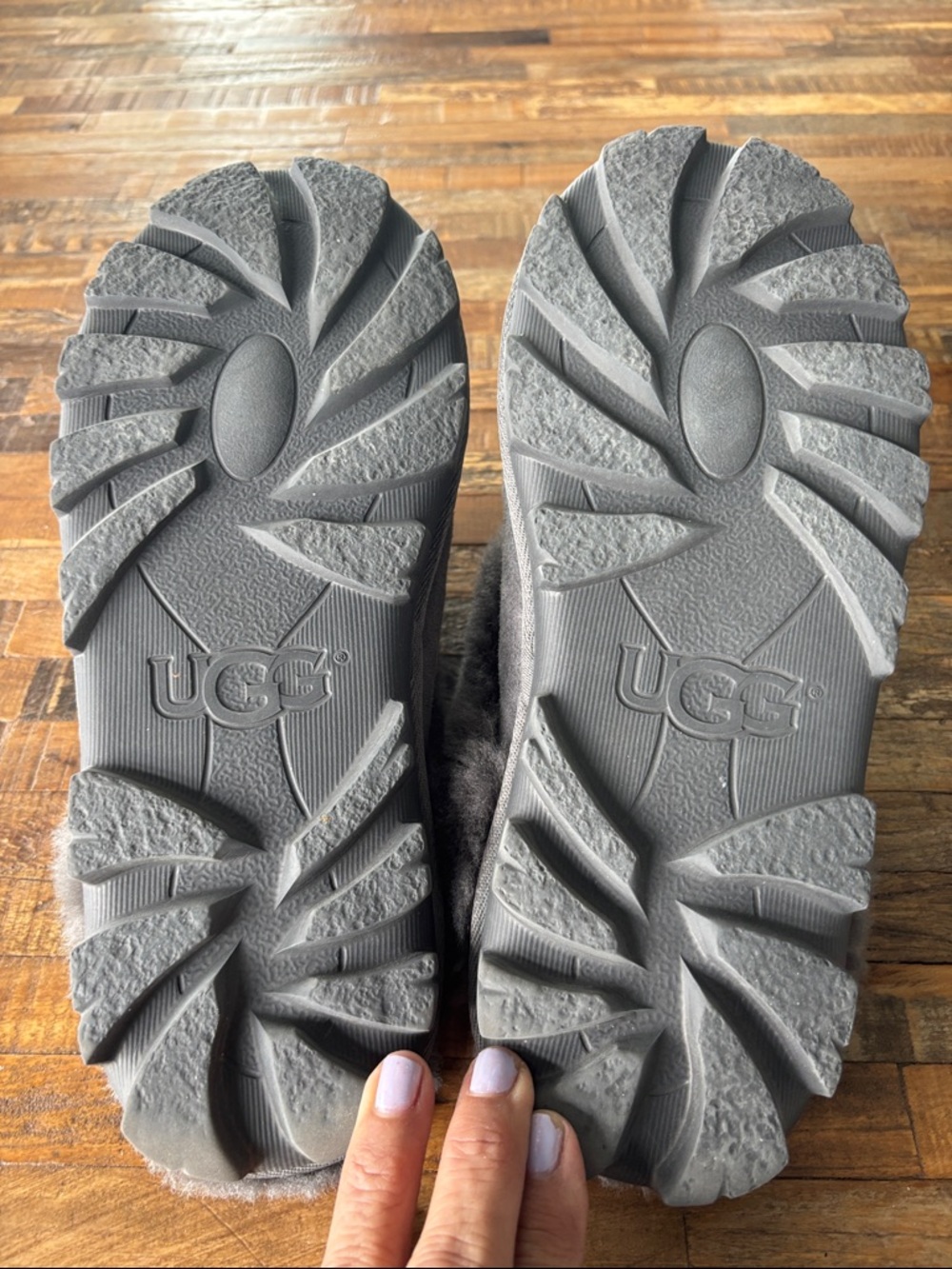 UGG Women’s Gray Sheepskin Slip-On Clog Slippers - Picture 4 of 5